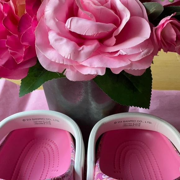 π±ππ± CROCS HELLO KITTY  CLOGS π±ππ± - Picture 16 of 16